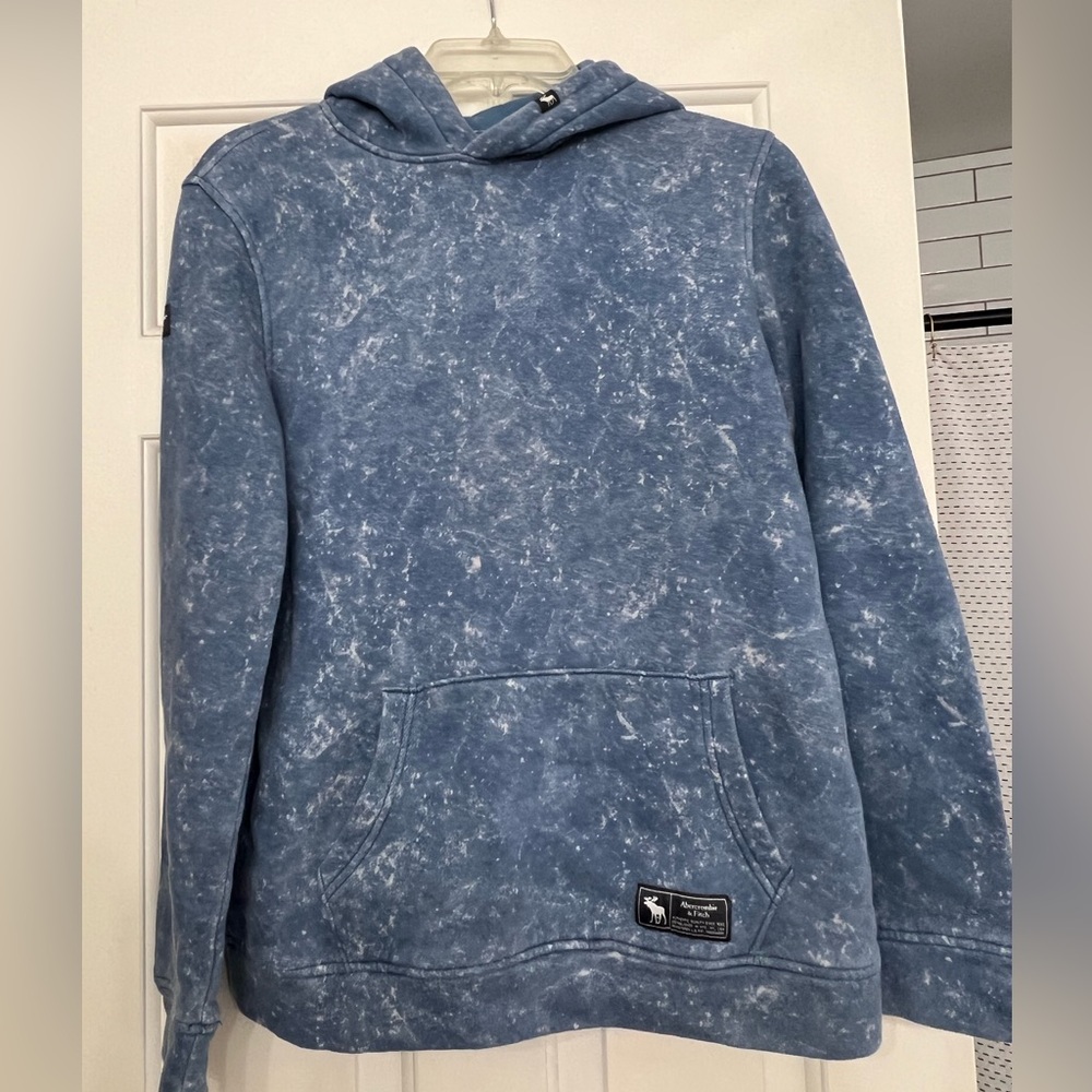 Kid’s Abercrombie hoodie
